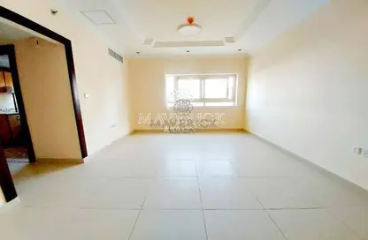 Apartment - 1 Bedroom - 2 Bathrooms for rent in Hend Tower - Al Taawun Street - Al Taawun - Sharjah