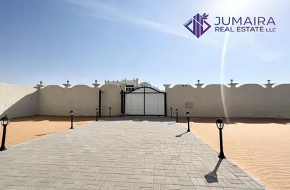 Villa - 3 Bedrooms - 4 Bathrooms for sale in Seih Al Ghubb - Ras Al Khaimah