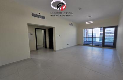 Apartment - 1 Bedroom - 2 Bathrooms for rent in Jumeirah Garden City - Al Satwa - Dubai