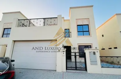 Villa - 4 Bedrooms - 5 Bathrooms for rent in Nad Al Sheba Villas - Nad Al Sheba 3 - Nad Al Sheba - Dubai