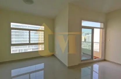 Apartment - 2 Bedrooms - 3 Bathrooms for sale in Etlala Residence - Dubai Land Residence Complex - Dubai