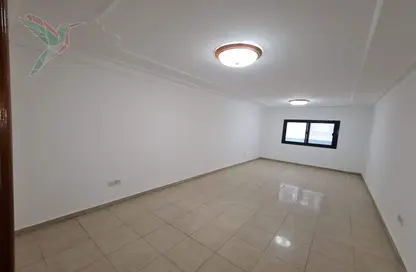 Office Space - Studio - 1 Bathroom for rent in Hai Al Murabbaa - Central District - Al Ain