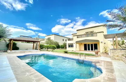 Villa - 4 Bedrooms - 5 Bathrooms for sale in Regional - Jumeirah Park - Dubai