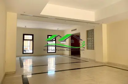 Villa - 4 Bedrooms - 6 Bathrooms for rent in Fortress Compound - Al Salam Street - Abu Dhabi