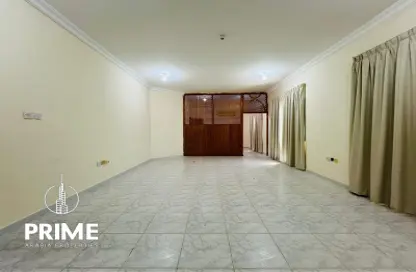 Apartment - 3 Bedrooms - 3 Bathrooms for rent in Hadbat Al Zafranah - Muroor Area - Abu Dhabi