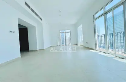 Apartment - 2 Bedrooms - 4 Bathrooms for rent in Hamdan Street - Abu Dhabi