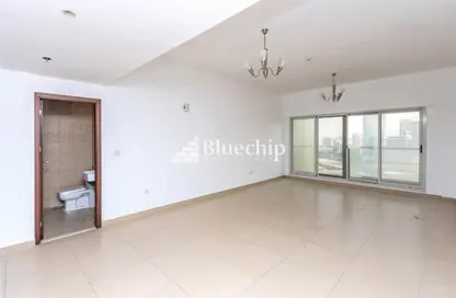 Apartment - 2 Bedrooms - 3 Bathrooms for rent in Stadium Point - Dubai Sports City - Dubai