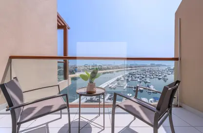 Apartment - Studio - 1 Bathroom for rent in Palm Views East - Palm Views - Palm Jumeirah - Dubai