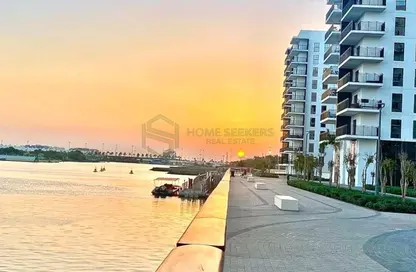 Apartment - 1 Bedroom - 1 Bathroom for rent in Waters Edge - Yas Island - Abu Dhabi