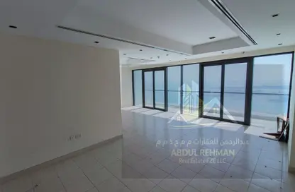 Apartment - 3 Bedrooms - 5 Bathrooms for rent in Al Waha Residence - Al Khan - Sharjah