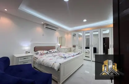 Apartment - 1 Bathroom for rent in Villa Compound - Khalifa City - Abu Dhabi