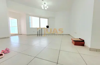 Apartment - 2 Bedrooms - 2 Bathrooms for rent in Blue Tower - Sheikh Zayed Road - Dubai