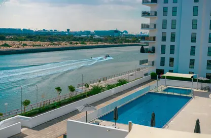 Apartment - 2 Bedrooms - 2 Bathrooms for rent in Waters Edge - Yas Island - Abu Dhabi