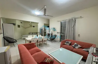 Apartment - 1 Bathroom for rent in Greece Cluster - International City - Dubai