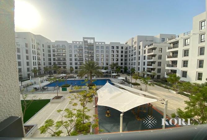 Apartment - 2 Bedrooms - 2 Bathrooms for sale in Zahra Apartments 2A - Zahra Apartments - Town Square - Dubai