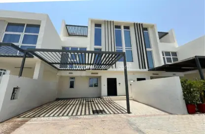 Townhouse - 5 Bedrooms - 5 Bathrooms for sale in Trixis - The Roots DAMAC Hills 2 - Damac Hills 2 - Dubai