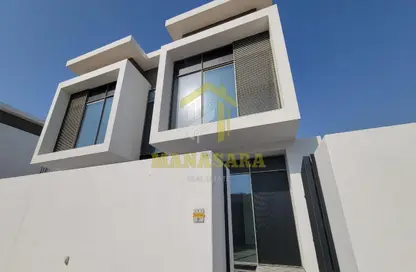 Villa - 4 Bedrooms - 5 Bathrooms for rent in Al Barsha 1 - Al Barsha - Dubai