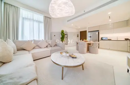 Living Room image for: Apartment - 2 Bedrooms - 2 Bathrooms for rent in Marina Vista - EMAAR Beachfront - Dubai Harbour - Dubai, Image 1