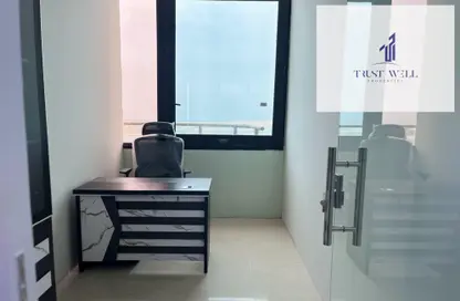 Office Space - Studio - 4 Bathrooms for rent in Dar Al Salam Building - Corniche Road - Abu Dhabi