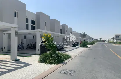 Villa - 3 Bedrooms - 3 Bathrooms for rent in Arabella Townhouses 3 - Arabella Townhouses - Mudon - Dubai