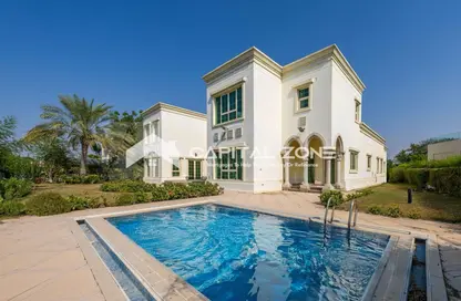 Villa - 5 Bedrooms - 6 Bathrooms for sale in Master View - Mediterranean Clusters - Jumeirah Islands - Dubai