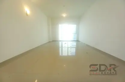 Apartment - 2 Bedrooms - 3 Bathrooms for rent in Shining Towers - Al Khalidiya - Abu Dhabi