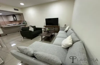 Apartment - 1 Bedroom - 2 Bathrooms for rent in Marina Pinnacle - Dubai Marina - Dubai