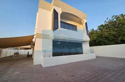 Villa - 4 Bedrooms - 6 Bathrooms for rent in Al Safa 2 Villas - Al Safa 2 - Al Safa - Dubai