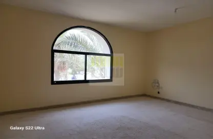 Villa - Studio - 6 Bathrooms for sale in Al Karamah - Abu Dhabi