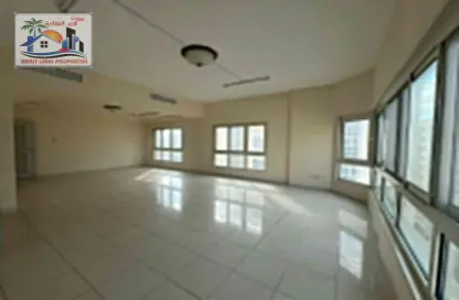 Apartment - 2 Bedrooms - 3 Bathrooms for rent in Al Ferasa Tower - Al Majaz 1 - Al Majaz - Sharjah