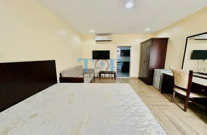 Apartment - 1 Bathroom for rent in Al Zaafaran - Al Khabisi - Al Ain