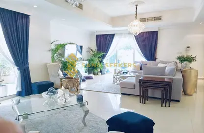 Villa - 6 Bedrooms for sale in Khalifa City - Abu Dhabi