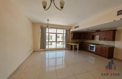 Apartment - 1 Bathroom for rent in Al Karama - Dubai