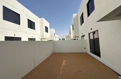 Villa - 4 Bedrooms - 5 Bathrooms for rent in Noya Viva - Noya - Yas Island - Abu Dhabi