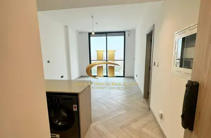 Apartment - 1 Bedroom - 2 Bathrooms for sale in Empire Residence - Jumeirah Village Circle - Dubai