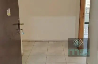 Apartment - 2 Bedrooms - 1 Bathroom for rent in Al Mahatta - Al Qasimia - Sharjah