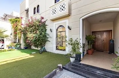 Townhouse - 4 Bedrooms - 5 Bathrooms for rent in Naseem - Mudon - Dubai