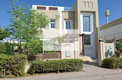 Villa - 3 Bedrooms - 4 Bathrooms for rent in Rahat - Mudon - Dubai