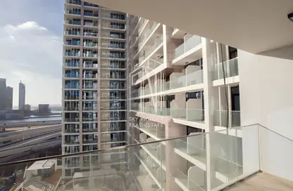 Apartment - 3 Bedrooms - 4 Bathrooms for sale in Al Maryah Vista - Al Maryah Island - Abu Dhabi