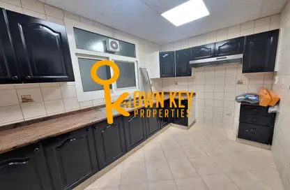 Apartment - 2 Bedrooms - 2 Bathrooms for rent in Al Raffa - Bur Dubai - Dubai