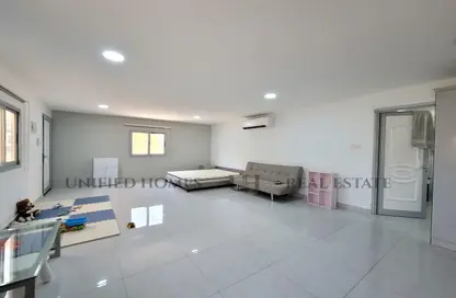 Apartment - 1 Bathroom for rent in Khalifa City A Villas - Khalifa City A - Khalifa City - Abu Dhabi