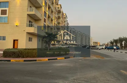 Apartment - 2 Bedrooms - 3 Bathrooms for sale in Al Amira Village - Al Yasmeen - Ajman