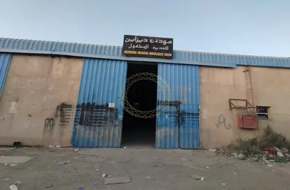 Warehouse - Studio - 1 Bathroom for rent in Wadi AL AIN 1 - Al Noud - Al Ain