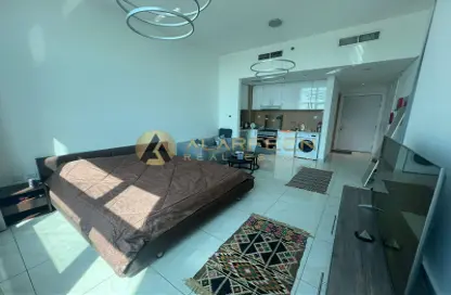 Apartment - 1 Bathroom for rent in The Square Tower - Jumeirah Village Circle - Dubai