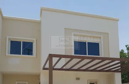 Villa - 5 Bedrooms - 6 Bathrooms for rent in Arabian Style - Al Reef Villas - Al Reef - Abu Dhabi