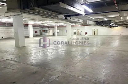 Show Room - Studio - 1 Bathroom for rent in Deira - Dubai