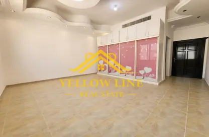 Apartment - 1 Bathroom for rent in Khalifa City A - Khalifa City - Abu Dhabi