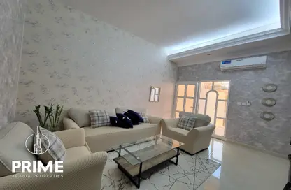 Apartment - 1 Bedroom - 3 Bathrooms for rent in Mushrif Park - Al Mushrif - Abu Dhabi