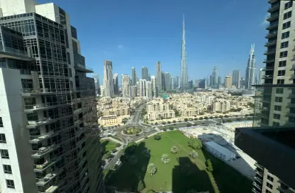 Apartment - 3 Bedrooms - 4 Bathrooms for sale in South Ridge 5 - South Ridge - Downtown Dubai - Dubai