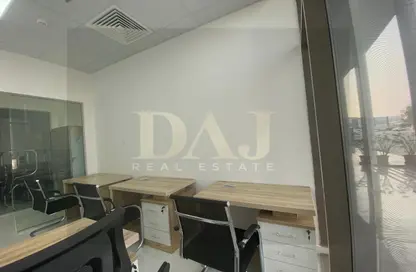 Office Space - Studio - 1 Bathroom for rent in Red Avenue - Al Garhoud - Dubai